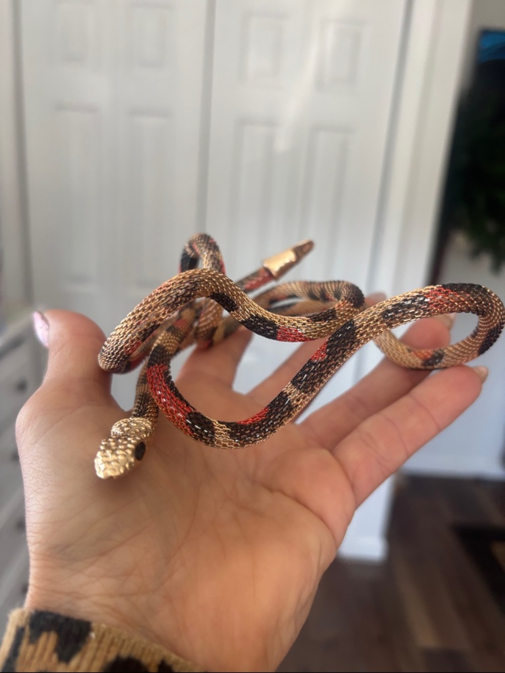 BEAUTIFUL Snake-Inspired UNIQUE Cord Necklace. Gold/black/orange. GREAT GIFT